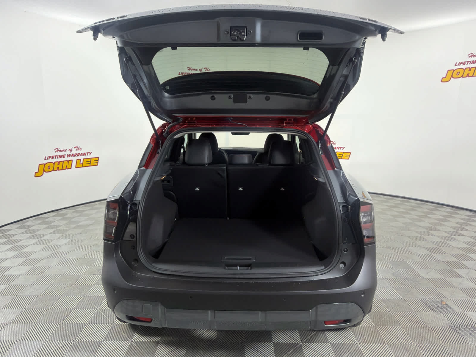 New 2026 Nissan Kicks SR w/ SR Premium Package FWD image 5