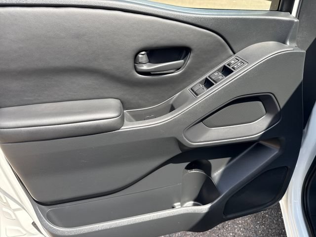 Certified 2026 Nissan Frontier S RWD image 11