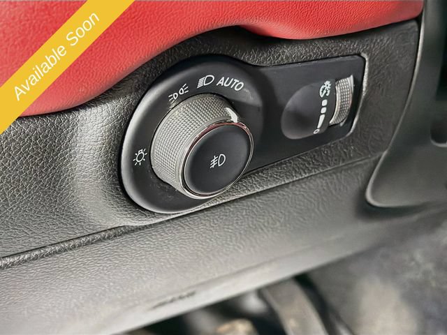 Used 2022 Dodge Durango R/T w/ Blacktop Package AWD/4WD image 10