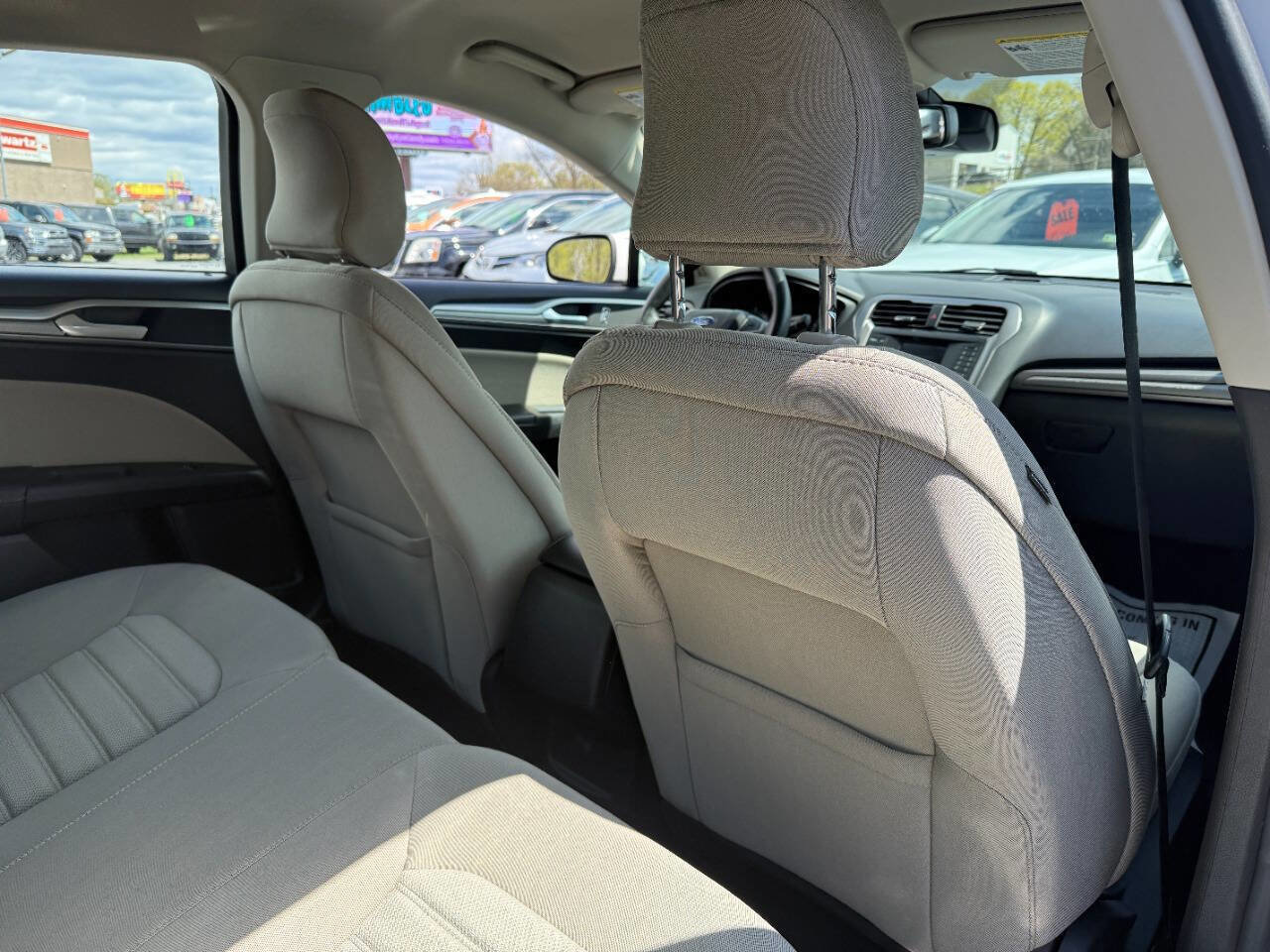 Used 2019 Ford Fusion S image 24