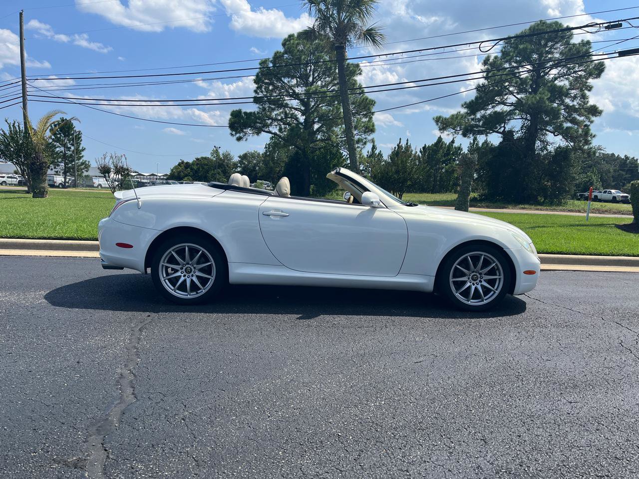 Used 2005 Lexus SC 430 Convertible image 5