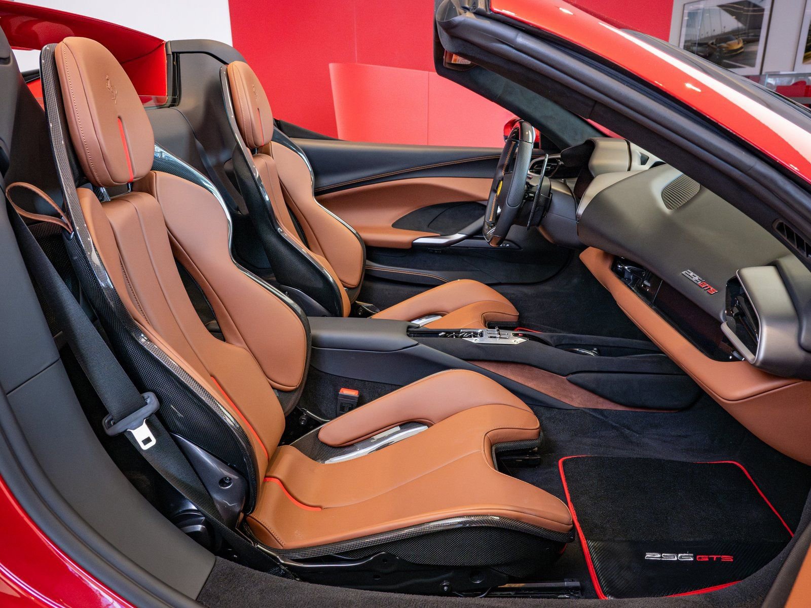 Used 2025 Ferrari 296 GTS image 18