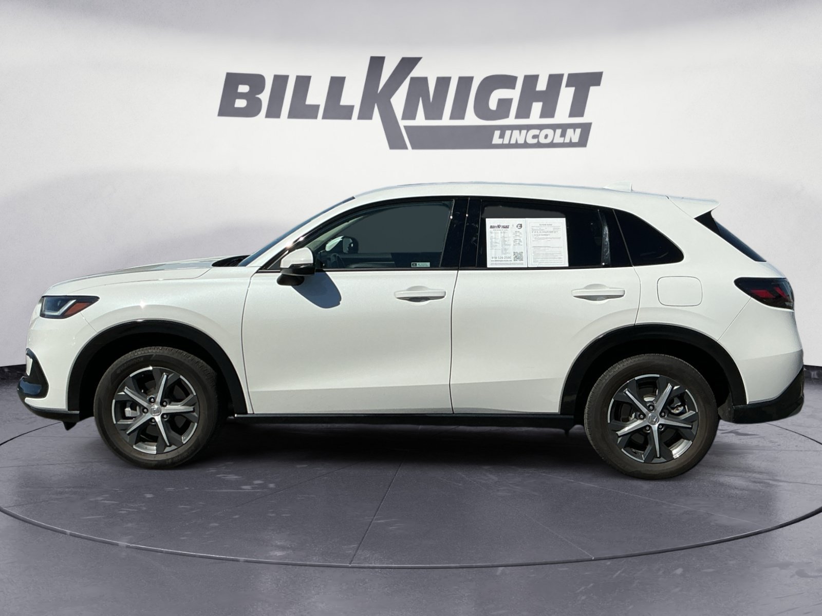 Used 2024 Honda HR-V EX-L image 3