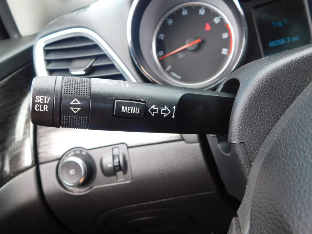 Used 2015 Buick Encore Convenience FWD image 30