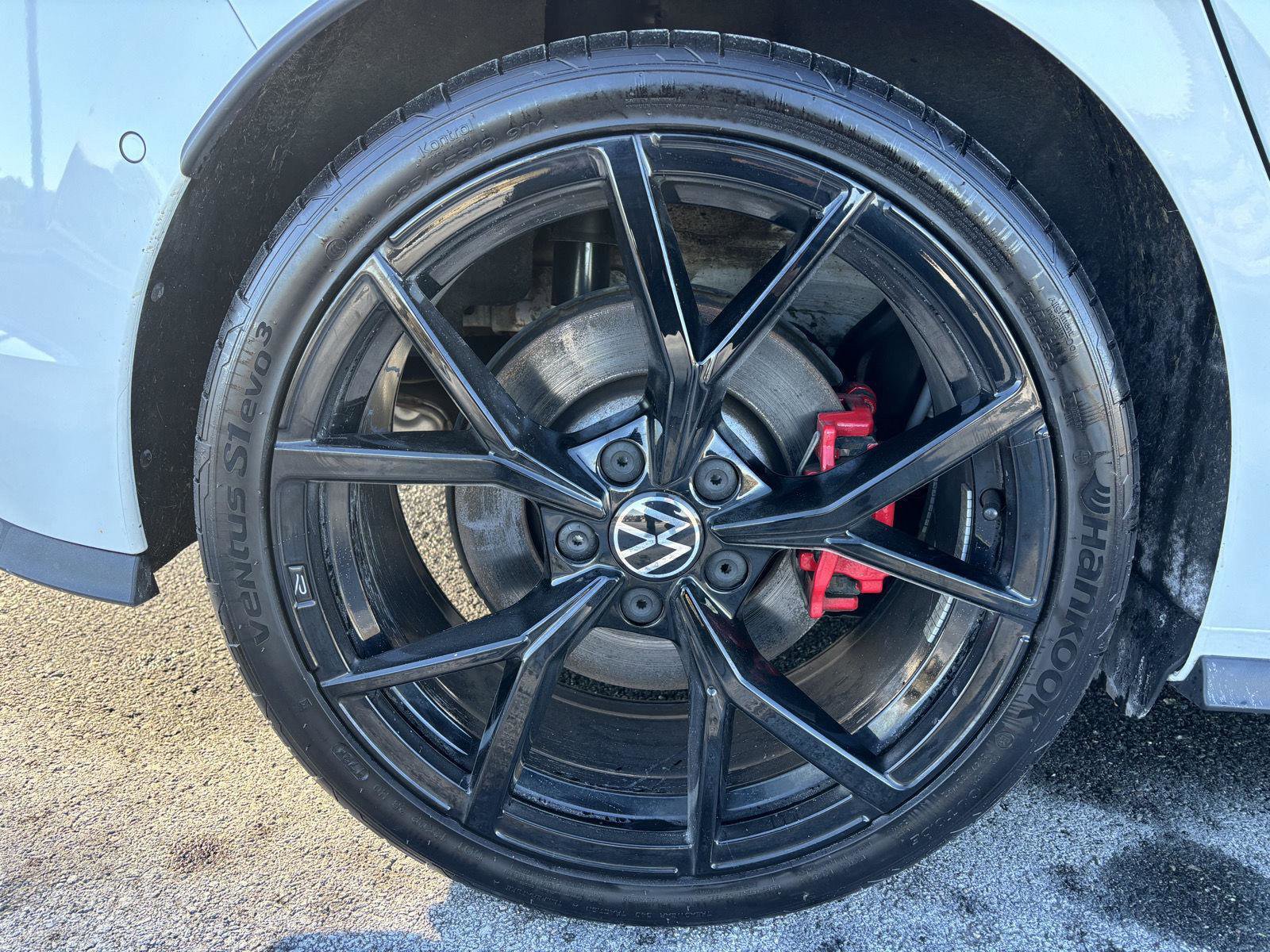 Used 2024 Volkswagen GTI Autobahn FWD image 21