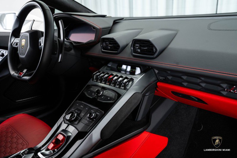 Used 2019 Lamborghini Huracan LP 580-2 image 41