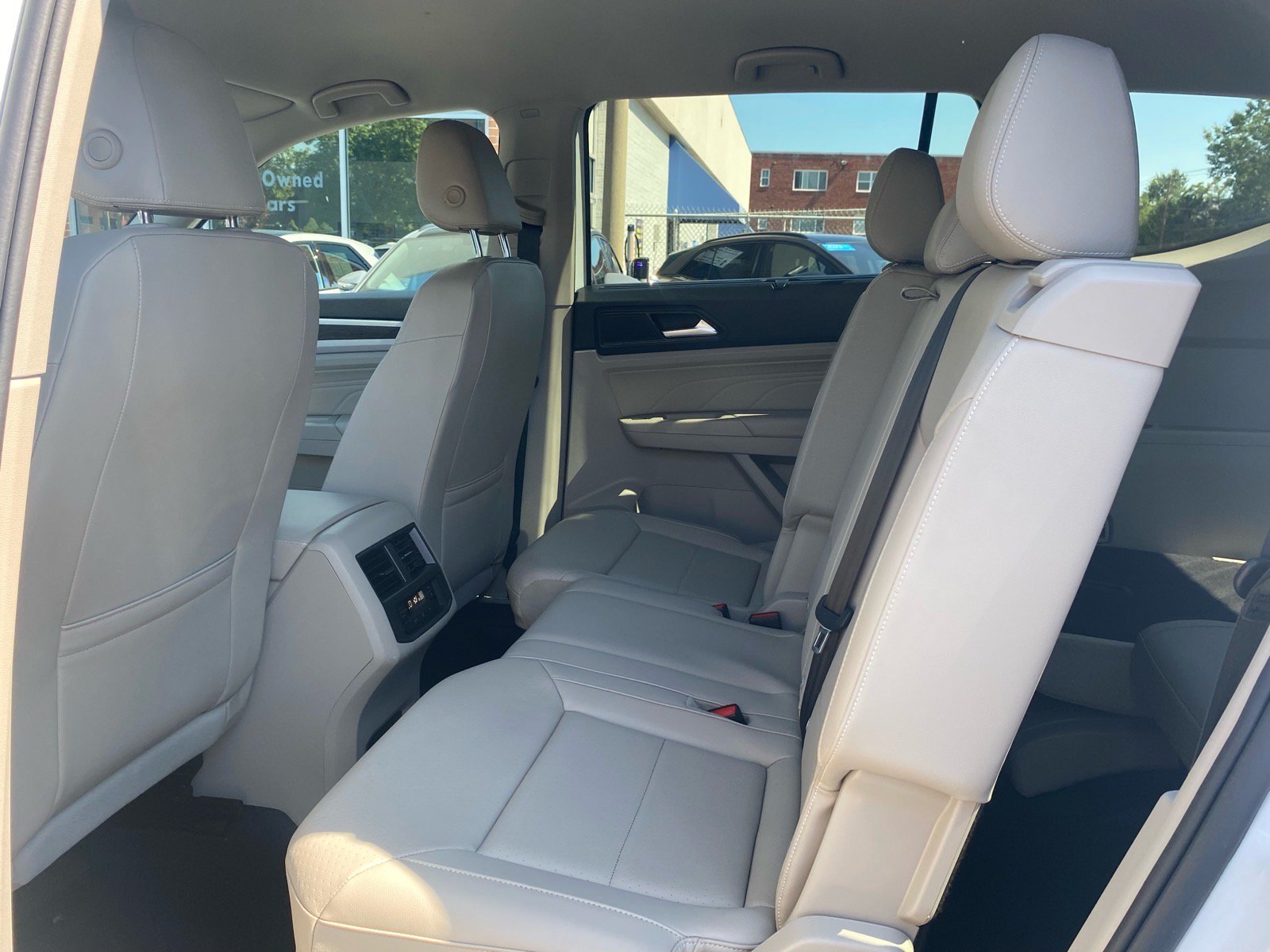 Used 2022 Volkswagen Atlas SE AWD/4WD image 19