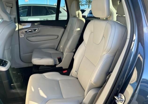 Used 2023 Volvo XC90 T8 Ultimate image 11