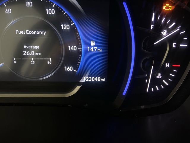 Used 2020 Hyundai Santa Fe Limited image 6