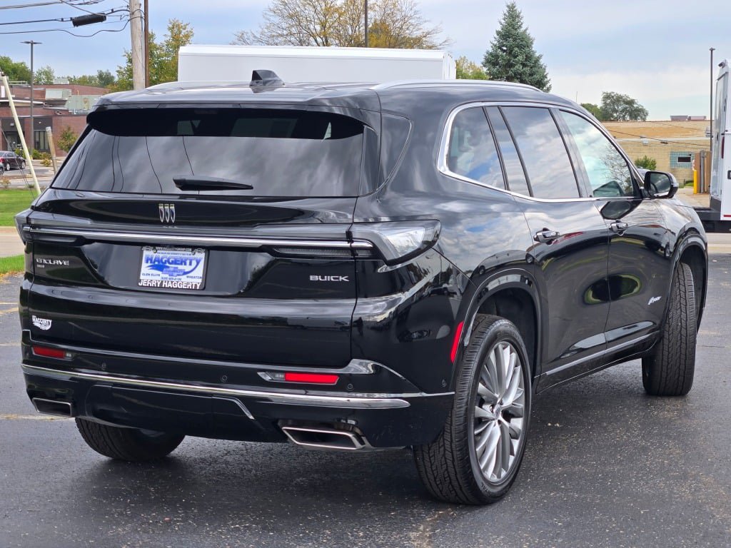 Used 2026 Buick Enclave Avenir w/ Super Cruise Package AWD/4WD image 12