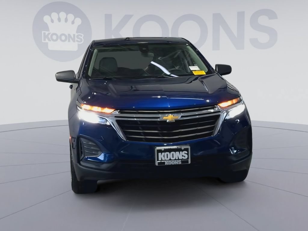 Used 2023 Chevrolet Equinox LS w/ LS Convenience Package FWD image 4