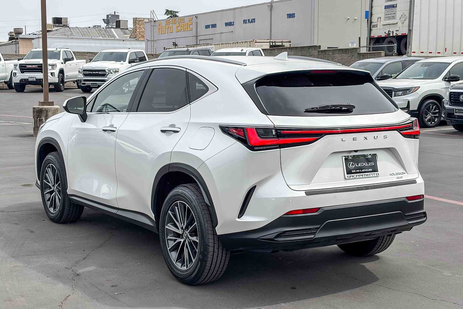 Used 2024 Lexus NX 350h AWD video 2