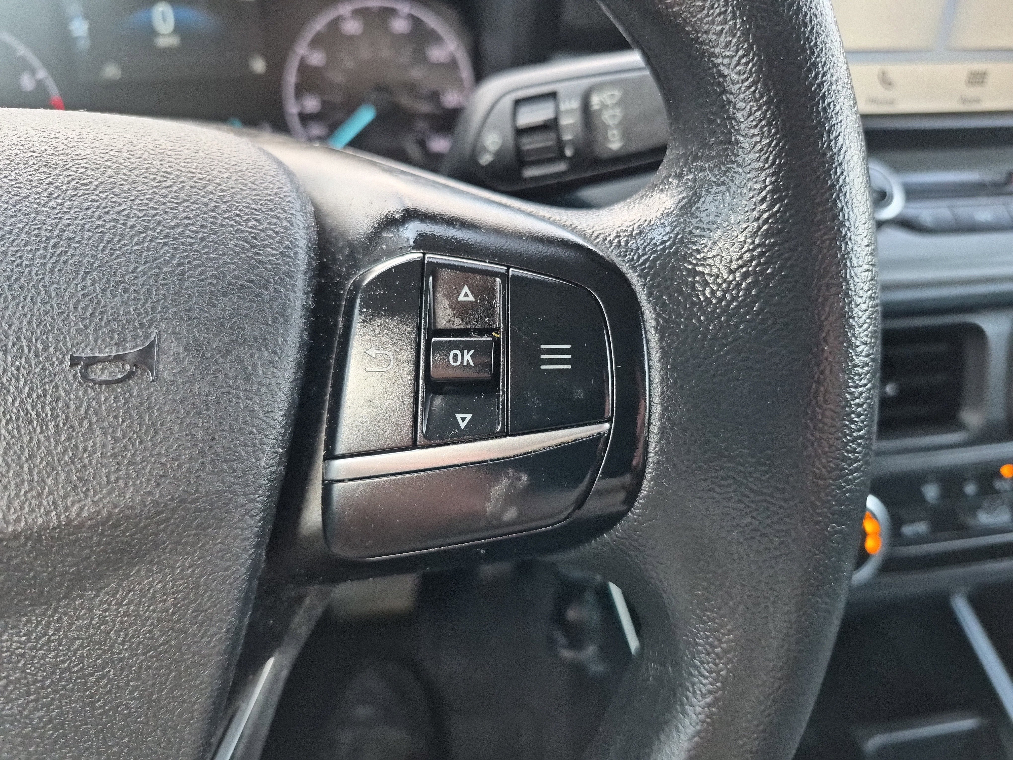 Used 2022 Ford Maverick XL FWD image 22