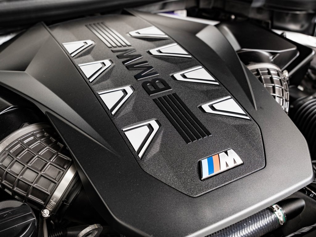 Used 2024 BMW X7 M60i w/ Executive Package image 51