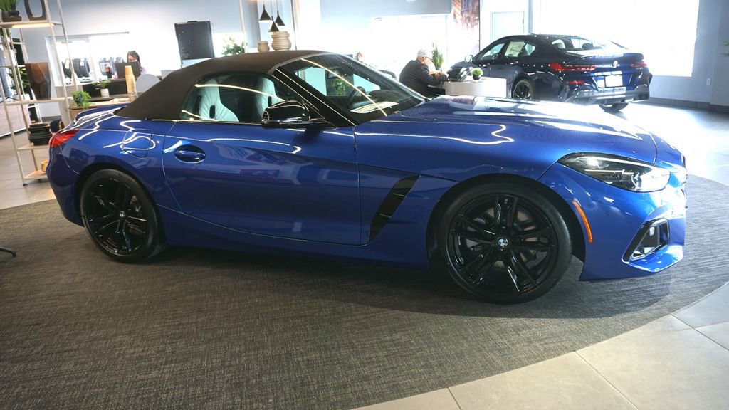 New 2026 BMW Z4 sDrive30i w/ Premium Package RWD image 4