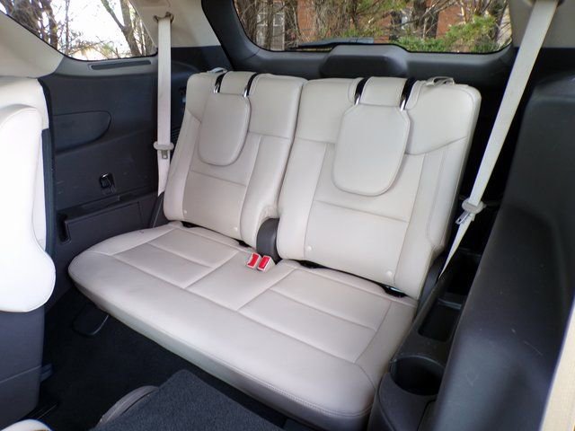 Used 2020 Ford Explorer Platinum w/ Premium Technology Package image 10