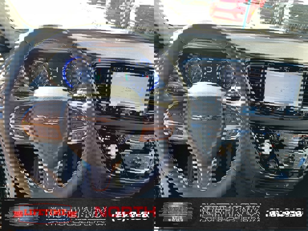 New 2026 Chrysler Voyager LX image 7