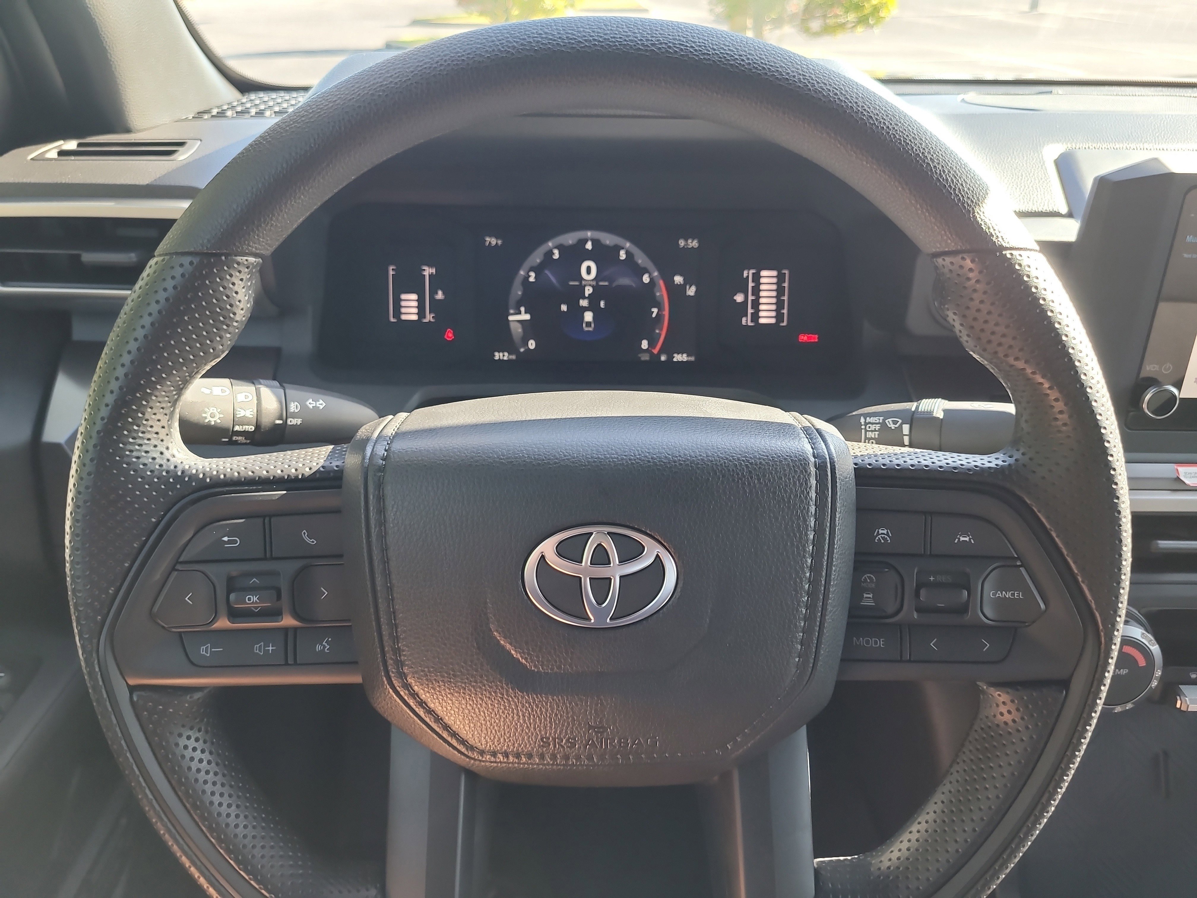 Certified 2025 Toyota Tacoma SR5 image 30