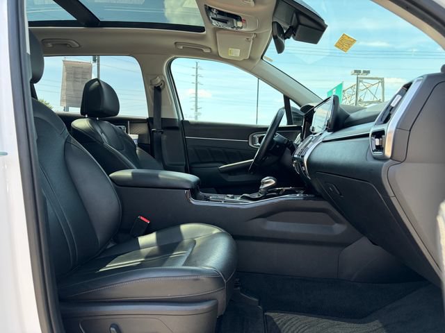 Certified 2023 Kia Sorento SX AWD/4WD image 18