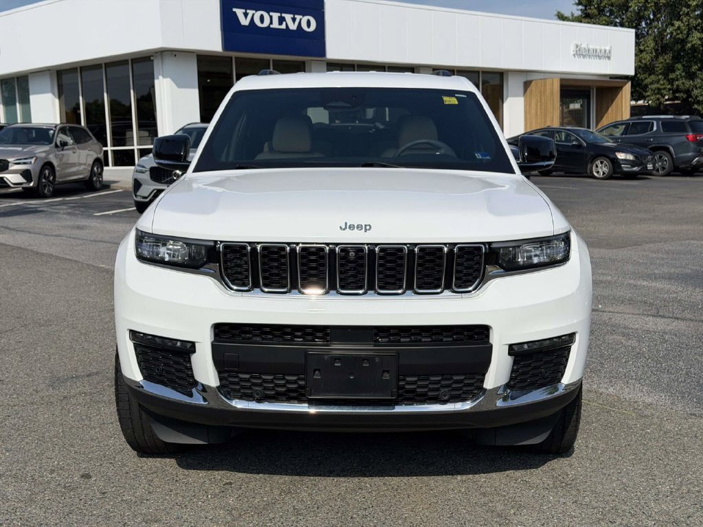 Used 2023 Jeep Grand Cherokee L Limited w/ Luxury Tech Group II AWD/4WD image 24
