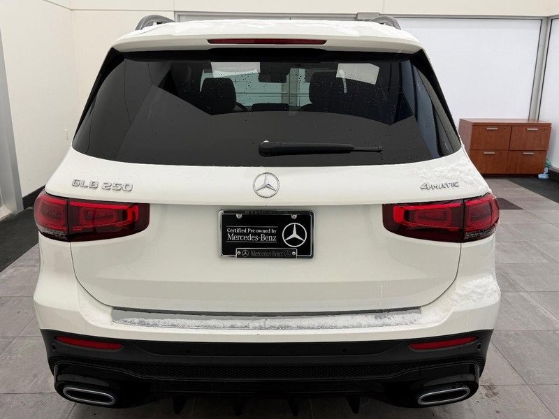Certified 2022 Mercedes-Benz GLB 250 4MATIC image 3