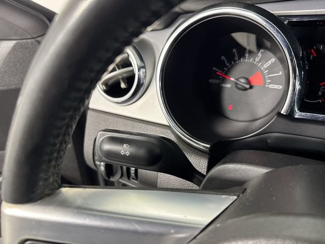 Used 2005 Ford Mustang GT RWD image 14