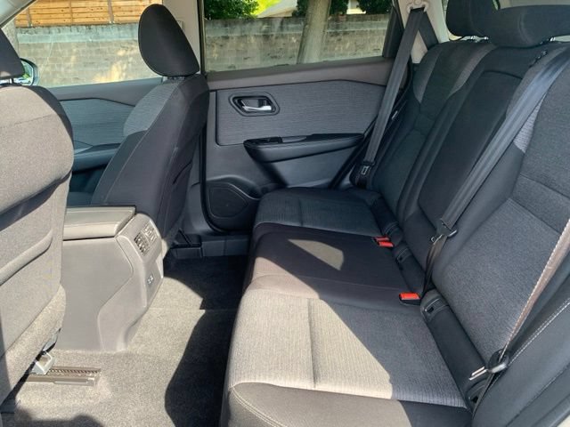 Used 2021 Nissan Rogue SV AWD/4WD image 13