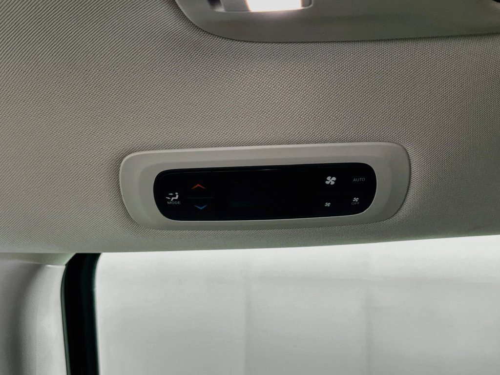 Certified 2021 Chrysler Pacifica Touring-L w/ Uconnect Theater Family Group AWD/4WD image 35