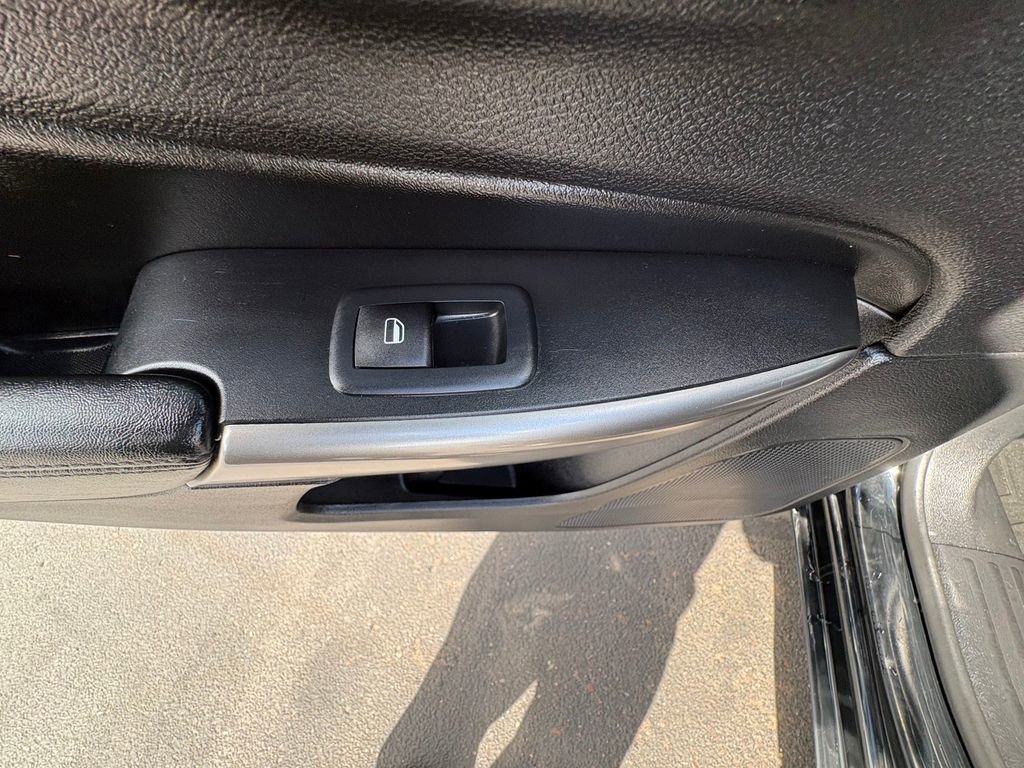 Used 2019 Jeep Cherokee High Altitude image 27
