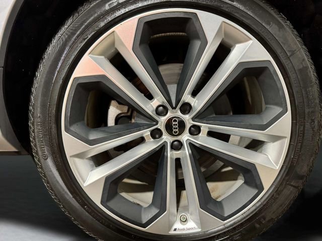 Used 2022 Audi Q7 3.0T Premium Plus image 34