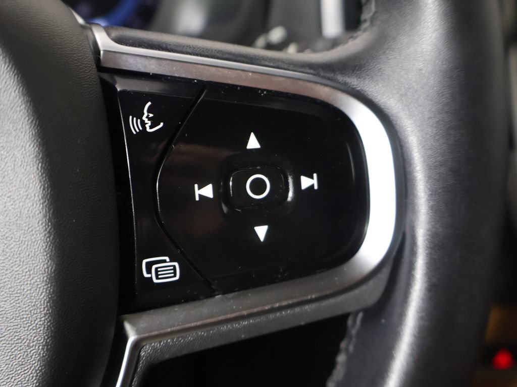 Used 2023 Volvo XC90 B6 Core w/ Climate Package AWD/4WD image 44
