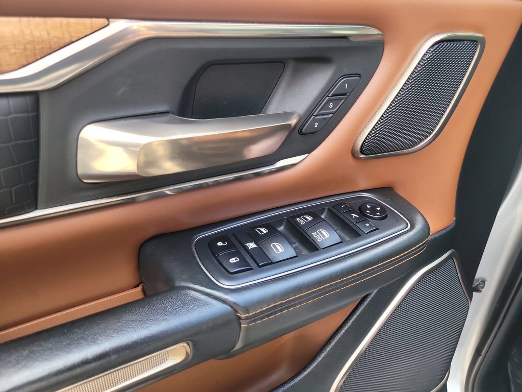 Used 2019 RAM 1500 Limited AWD/4WD image 19