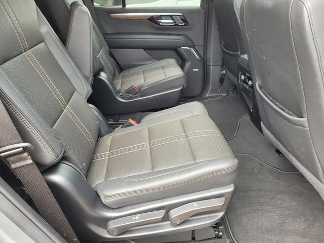 Used 2025 Chevrolet Tahoe High Country w/ Sun And Tow Package AWD/4WD image 28