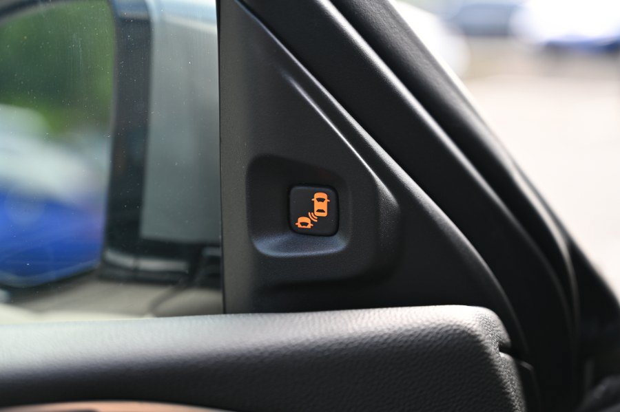 Used 2022 Acura MDX SH-AWD image 24