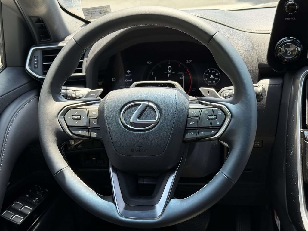 Used 2025 Lexus LX 700h Overtrail w/ Accessory Package (Z1) AWD/4WD image 9