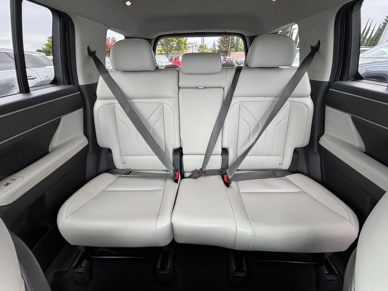 Used 2026 Hyundai Santa Fe SEL FWD image 41