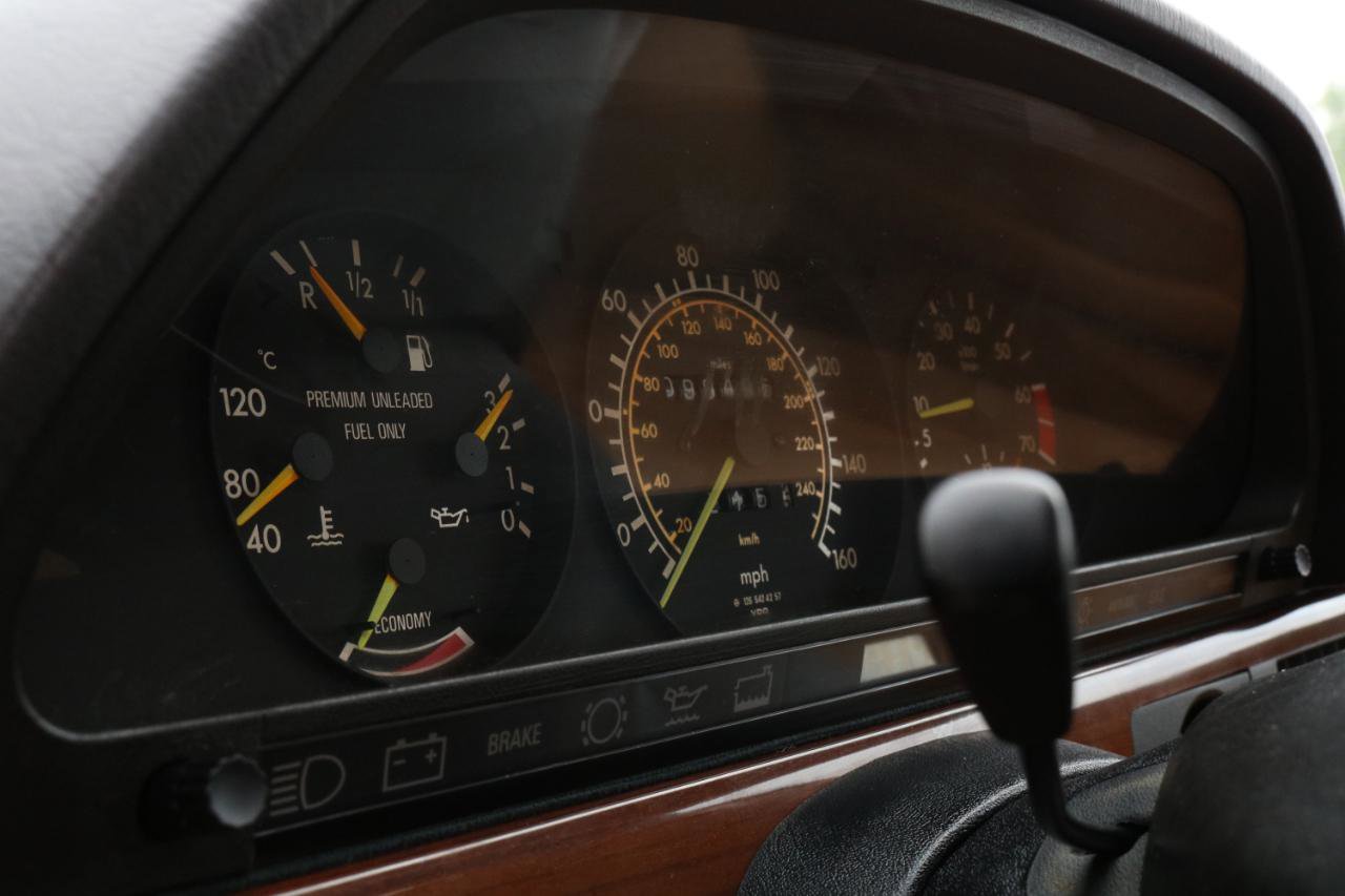 Used 1987 Mercedes-Benz 420 SEL image 24