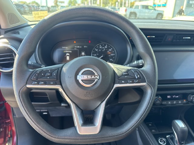 Used 2022 Nissan Kicks SV w/ Exterior Package FWD image 19
