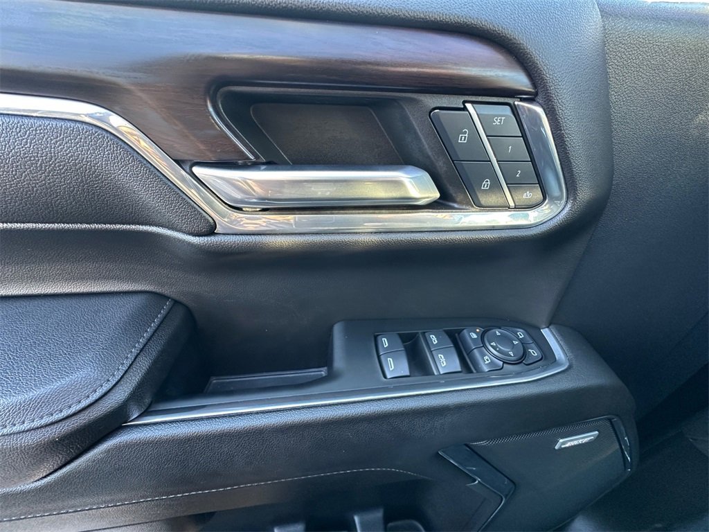 Used 2024 GMC Sierra 1500 SLT w/ SLT Premium Plus Package image 11