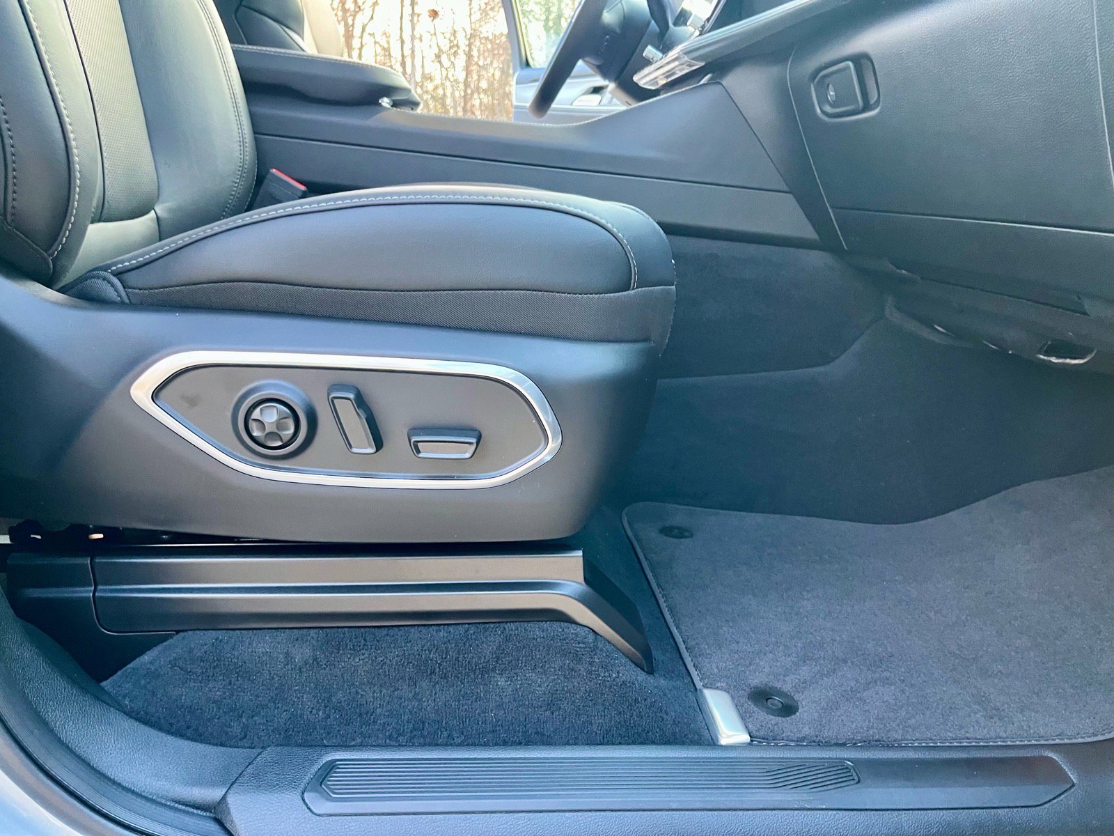 New 2026 Jeep Grand Wagoneer Limited image 13