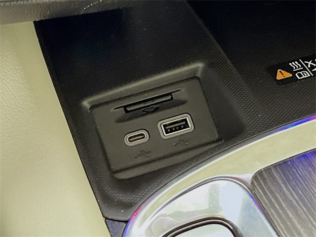 Used 2023 Buick Enclave Avenir w/ Avenir Technology Package image 21