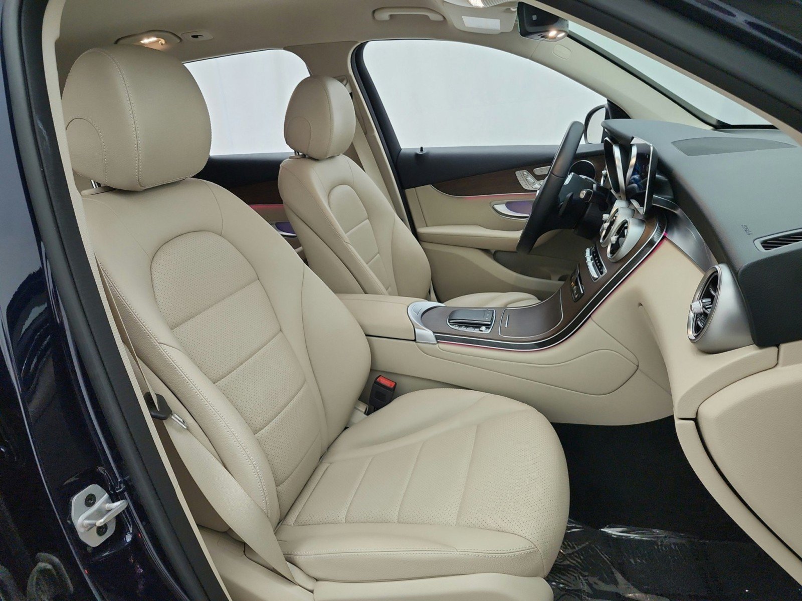 Certified 2022 Mercedes-Benz GLC 300 image 16