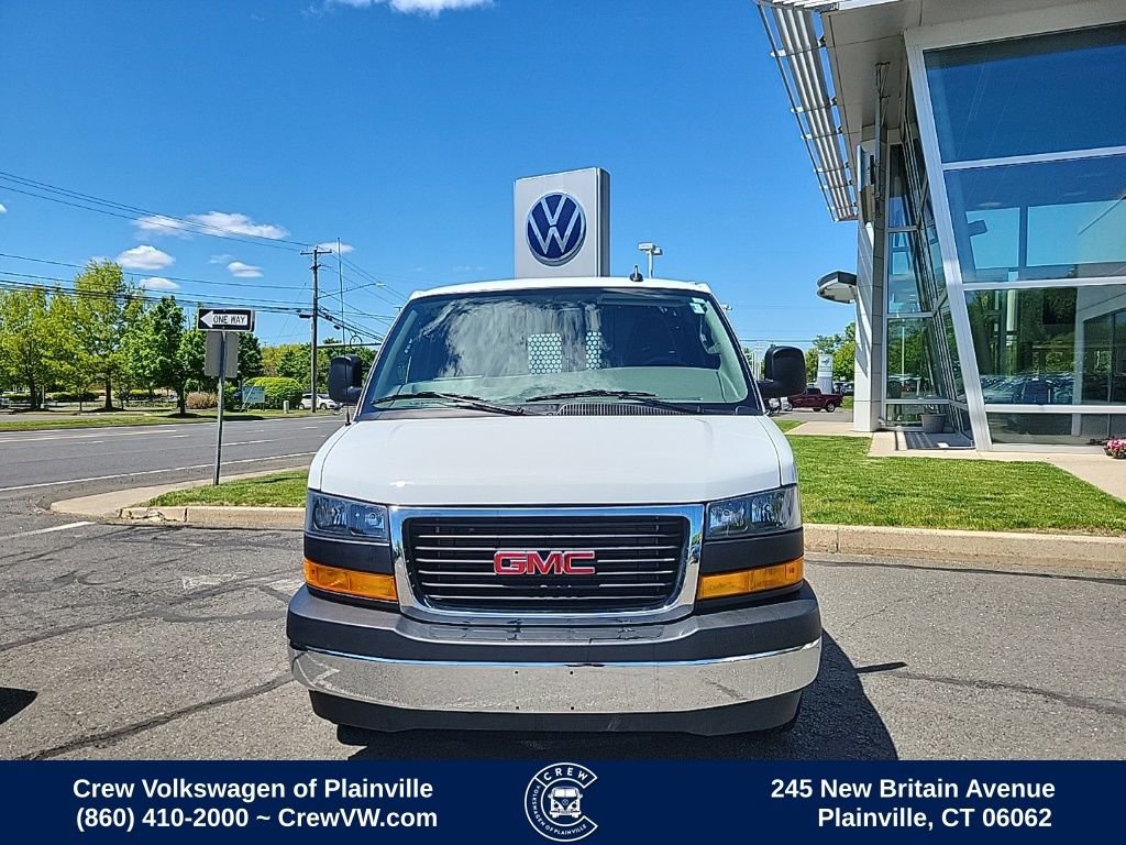 Used 2024 GMC Savana 2500 w/ Driver Convenience Package RWD image 2