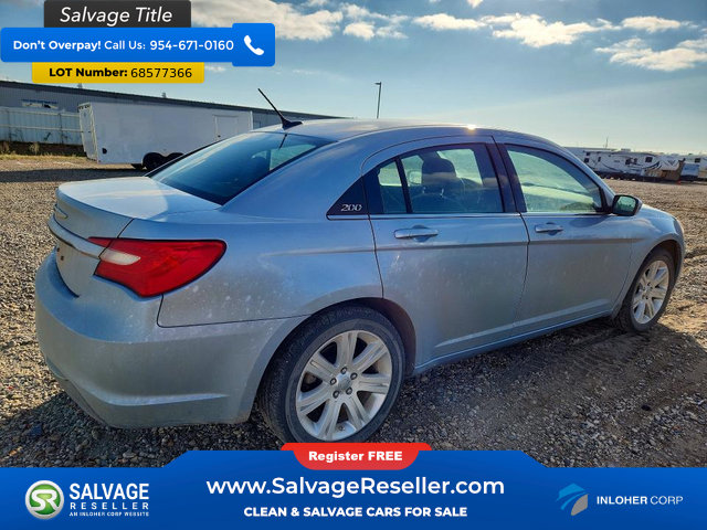 Used 2012 Chrysler 200 LX FWD image 4