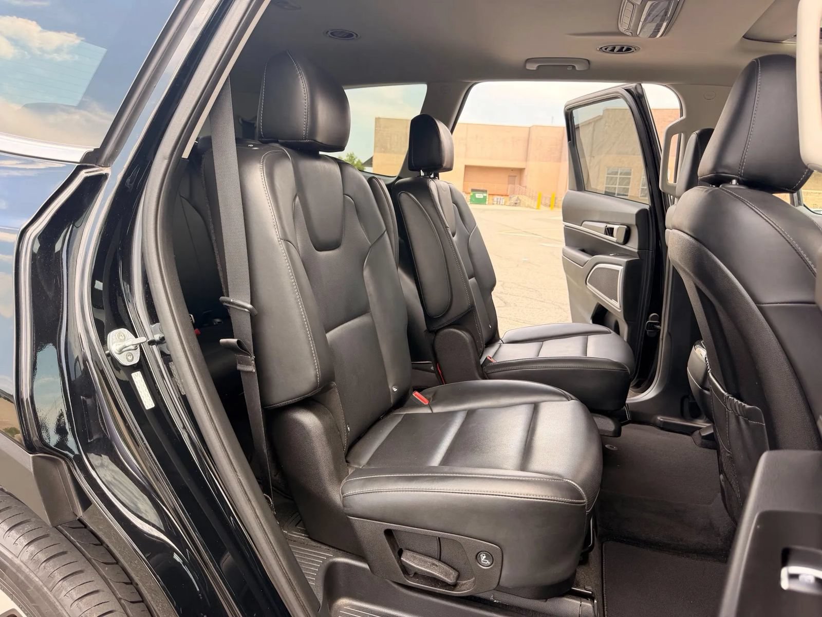 Used 2021 Kia Telluride S AWD/4WD image 24