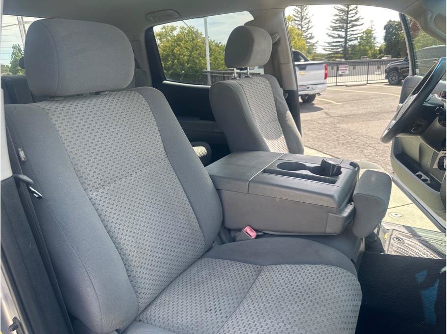 Used 2012 Toyota Tundra 2WD CrewMax w/ Tow Pkg image 27