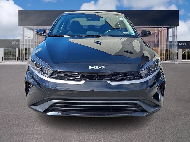 Used 2024 Kia Forte LXS w/ LXS Technology Package FWD image 2