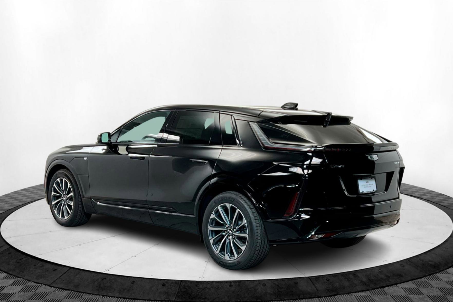 New 2025 Cadillac Lyriq Sport w/ LPO, Floor Liner Package AWD/4WD image 3