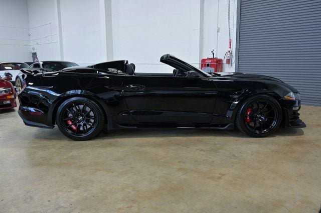 Used 2021 Ford Mustang GT Premium w/ GT Performance Package RWD image 4