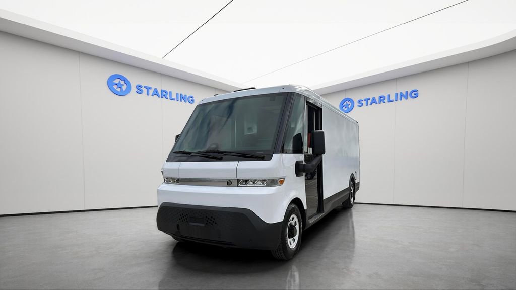 Used 2024 Chevrolet Brightdrop 600 w/ Commercial Equipment Package AWD/4WD image 2